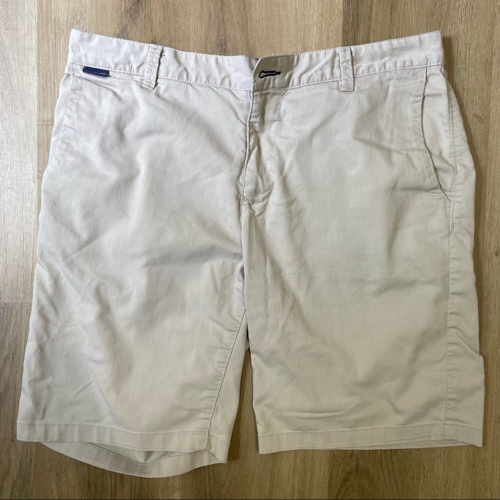Columbia PFG Regular Fit Khaki Tan Shorts in Size 32